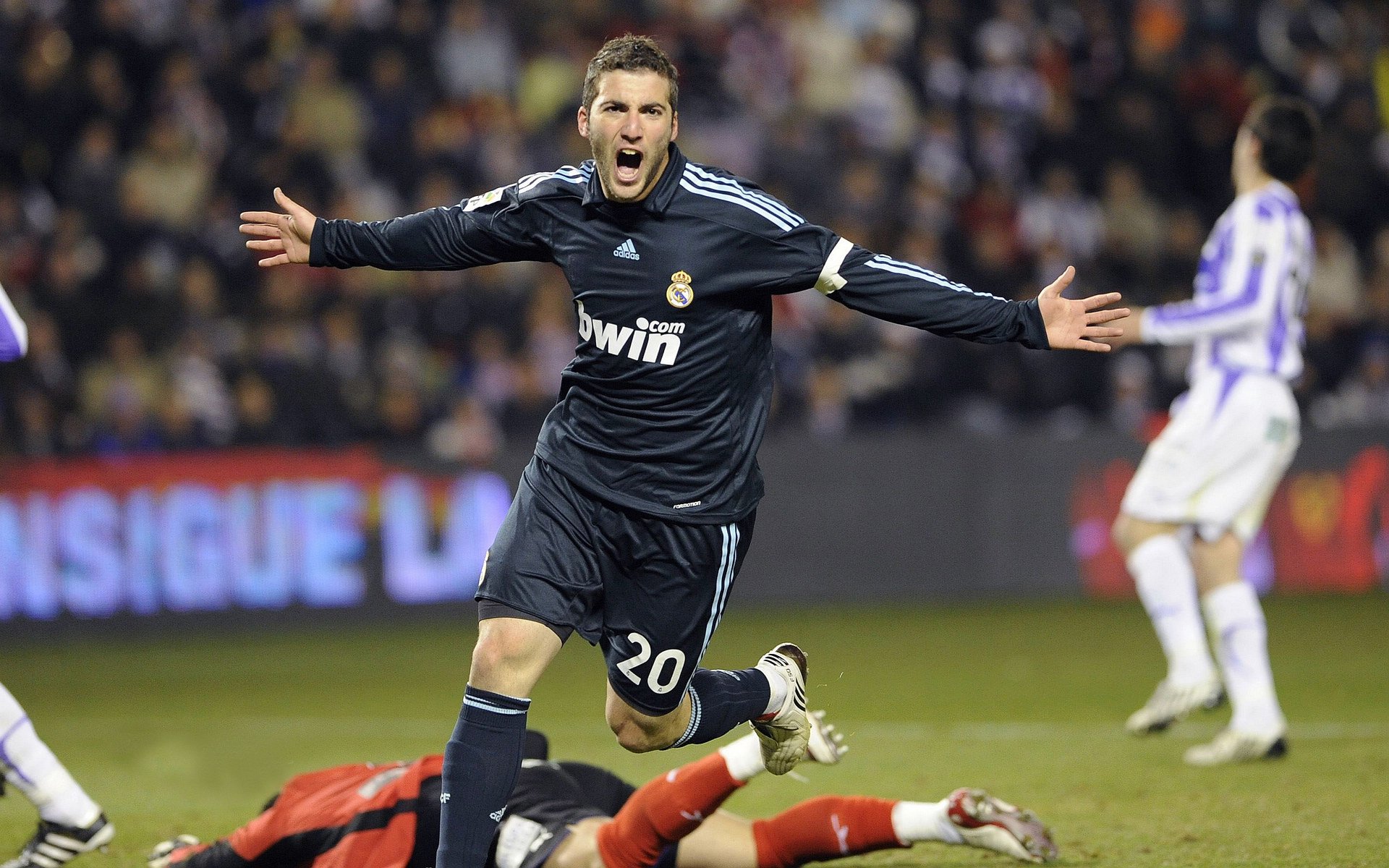 世界杯比赛中的VAR争议案例,世界杯预选赛var