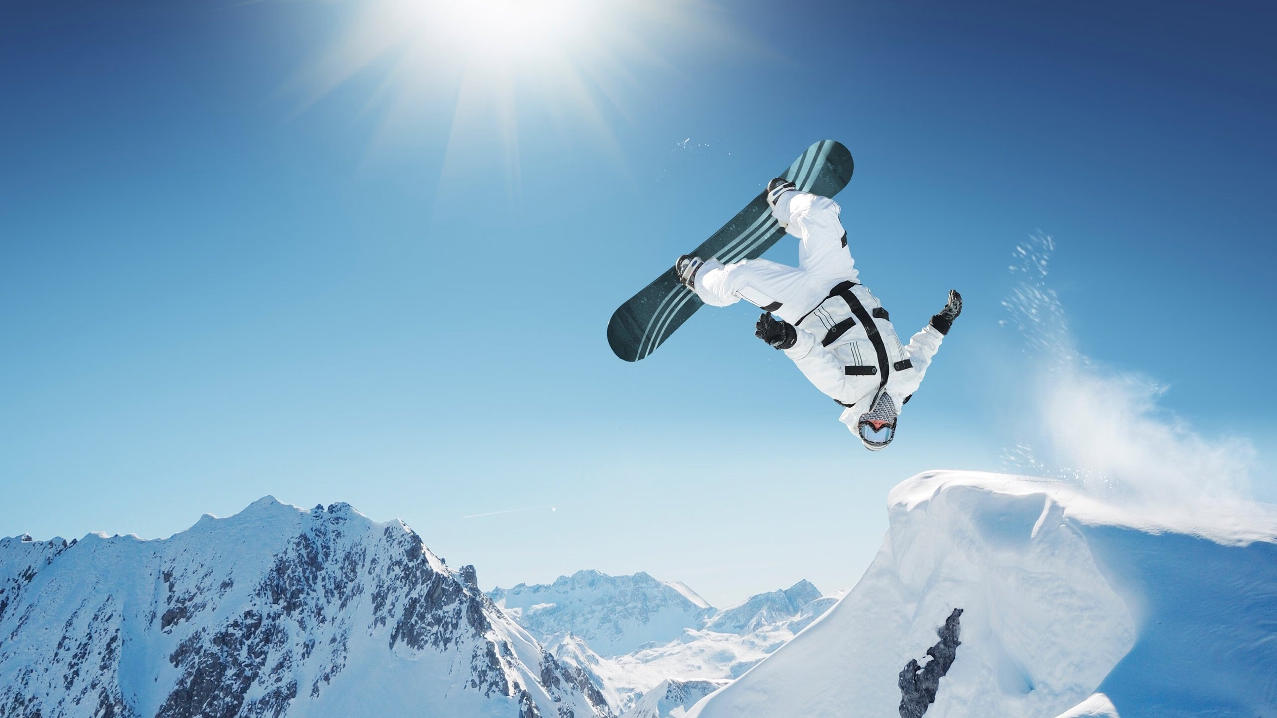 世界杯高光瞬间：经典进球、神级扑救不断！，世界杯精彩十大进球