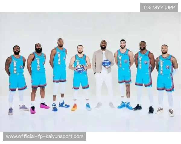 NBA全明星公益赛观众爆满:篮球盛宴传递温暖与希望 NBA全明星公益赛观众爆满:篮球盛宴传递温暖与希望